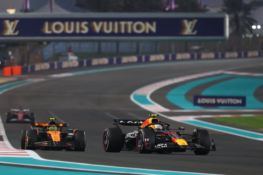 Turn 1 Overtake